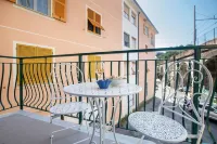 aMoneglia, 2 minutes walk to the beach, PVT PARK Hôtels à : Moneglia