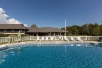 Commodores Inn