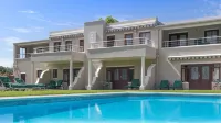 Glen Avon Lodge Boutique Hotel - Pools
