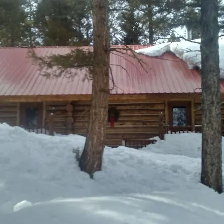 Quiet Retreat in Aspen Grove