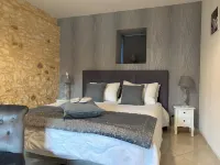 La Biche au Bois Hotel di Marminiac