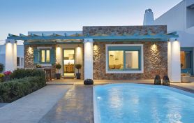 Almyriki Beach Villa