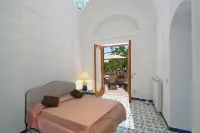 Sweet Home - 4-Star
