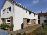 Lovely 2Bd Flat in Picturesque Limekilns Fife Hotels near Our Lady of Lourdes Catholic Church