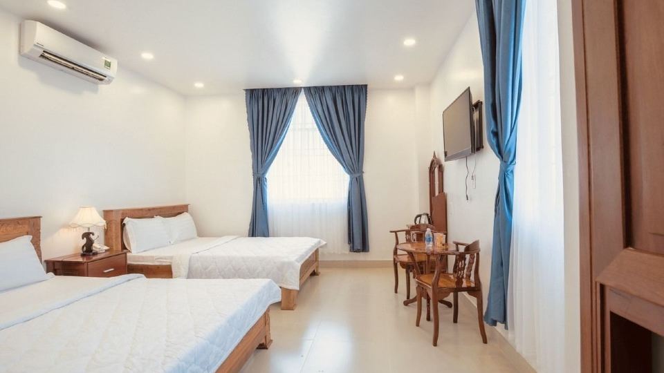 Tuyet Hien Hotel