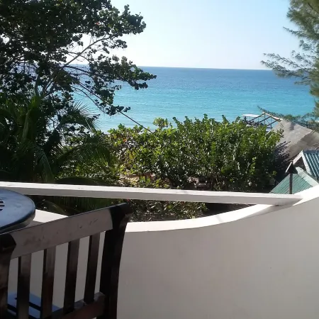 Firefly Beach Cottages