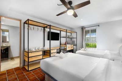 Hacienda Santa Barbara by Homi Rent Hotels near Plaza Picasso