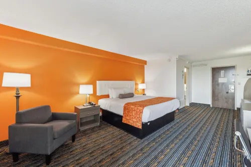 Howard Johnson by Wyndham Lexington Hotels in South River