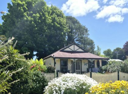 Daylesford A Very Quiet Abelia Cottage Botanical Cottage 10 Min Walk Town