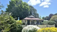 Daylesford A Very Quiet Abelia Cottage Botanical Cottage 10 Min Walk Town