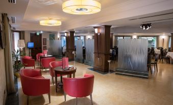 Artemis Hotel