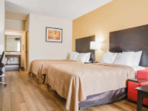 ควอลิตี้ อินน์ แอนด์ สวีทส์ ไอเคน อีสต์ โรงแรมในเอเคน