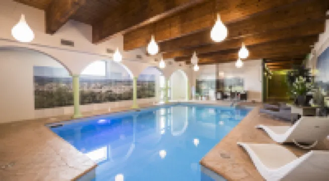 博爾戈迪塞爾酒店