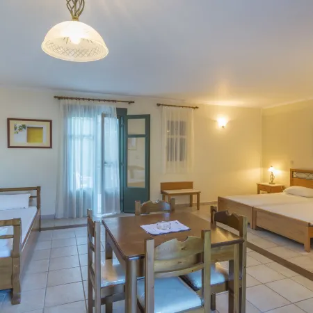 Kyveli Hotel Apartments