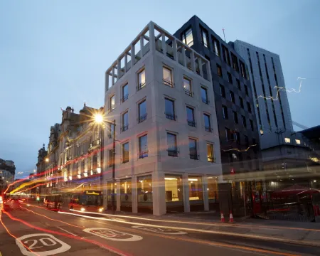 โรงแรมปาร์กเกต โรงแรมในคาร์ดิฟฟ์