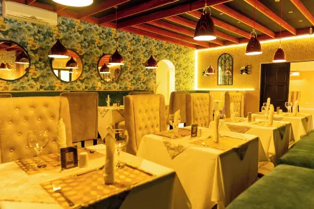 Casa Mia Lodge & Restaurant Отели в г. Блантайр