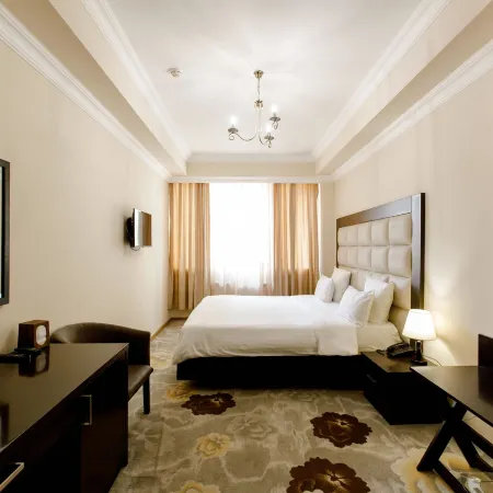 14 Floor Hotel