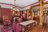 Chateau Tivoli B&B