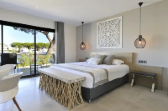 레 스피나커 부티크 오텔 레스토랑