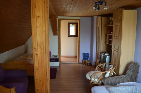 Gaststätte "Zum Fährmann" Отели в г. Анхальт-Биттерфельд