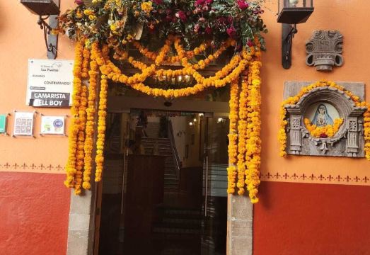 엘 메손 드 로스 포에타스