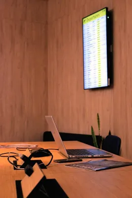 آير رومز روم إيربورت باي هيلوسكي مرافق الأعمال Photos