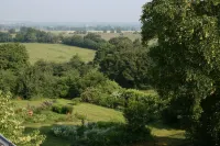 Chambres d'Hotes du Jay Hotel a La Guerche-sur-l'Aubois