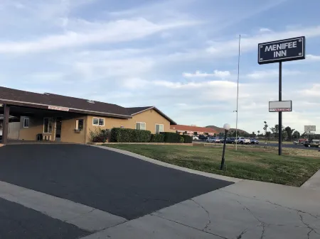 Menifee Inn Отели рядом с достопримечательностью «Orange Empire Railway Museum»