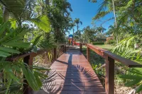 Big4 Whitsundays Tropical Eco Resort Các khách sạn ở Flametree