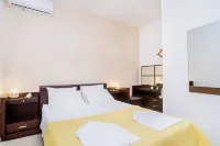 Andronikis House