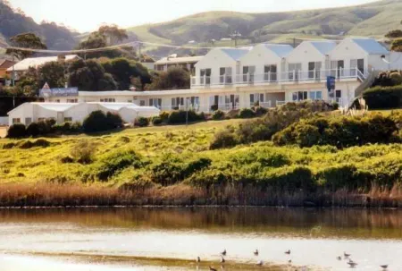 A Great Ocean View Motel Отели в г. Аполло-Бэй