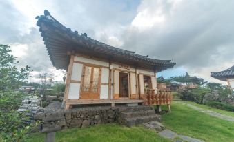 Canopus Resort Pension