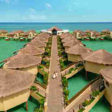 Hotel Palafitos Overwater Bungalows Hotel Exterior
