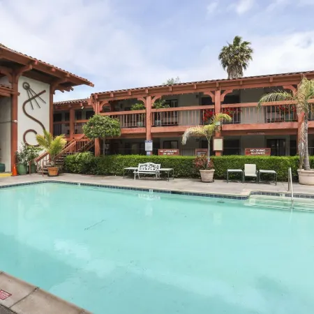 Campbell Inn Hotel