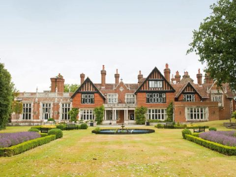 Macdonald Elmers Court Hotel and Resort