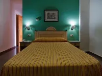 Hotel Los Bartolos Отели в г. 