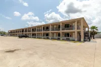 Travel Inn & Suites - Moteles