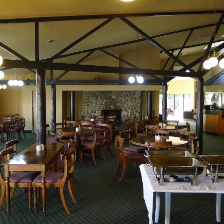 The Village Inn Hotel Te Anau