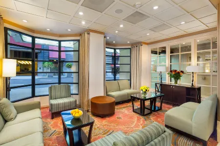 Handlery Union Square Hotel Отели рядом с достопримечательностью «Форт-Пойнт»