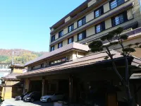 野澤溫泉旅館 野澤溫泉滑雪場 柄澤滑雪中心附近的飯店