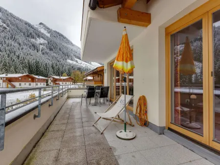 Chalet in Saalbach Near Ski Lift