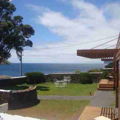 Alluar Lodge Hotel Exterior