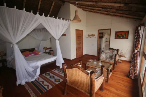 Sunbird Lodge Elementaita Hotels in Гилджил
