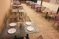 Class Hotel - Desayuno