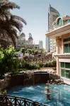 Swissôtel Al Murooj Dubai - 5-stjärniga