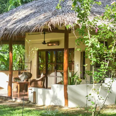 El Nido Coco Resort Отели рядом с достопримечательностью «Пляж Маримегмег»