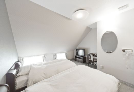 2. 더 신 오쿠보 ..