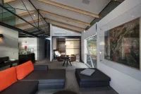 Mona Pavilions 티 트리 호텔