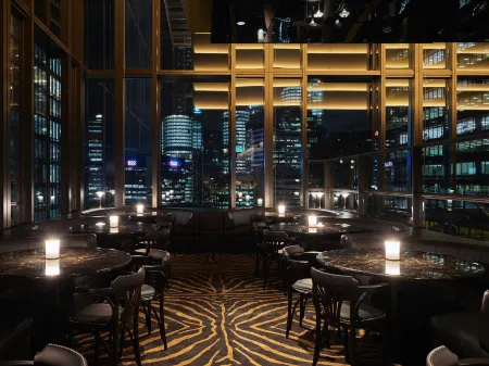 A by Adina Sydney Отели рядом с достопримечательностью «Cliftons Sydney»