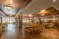 The Chateaux Deer Valley - breakfast